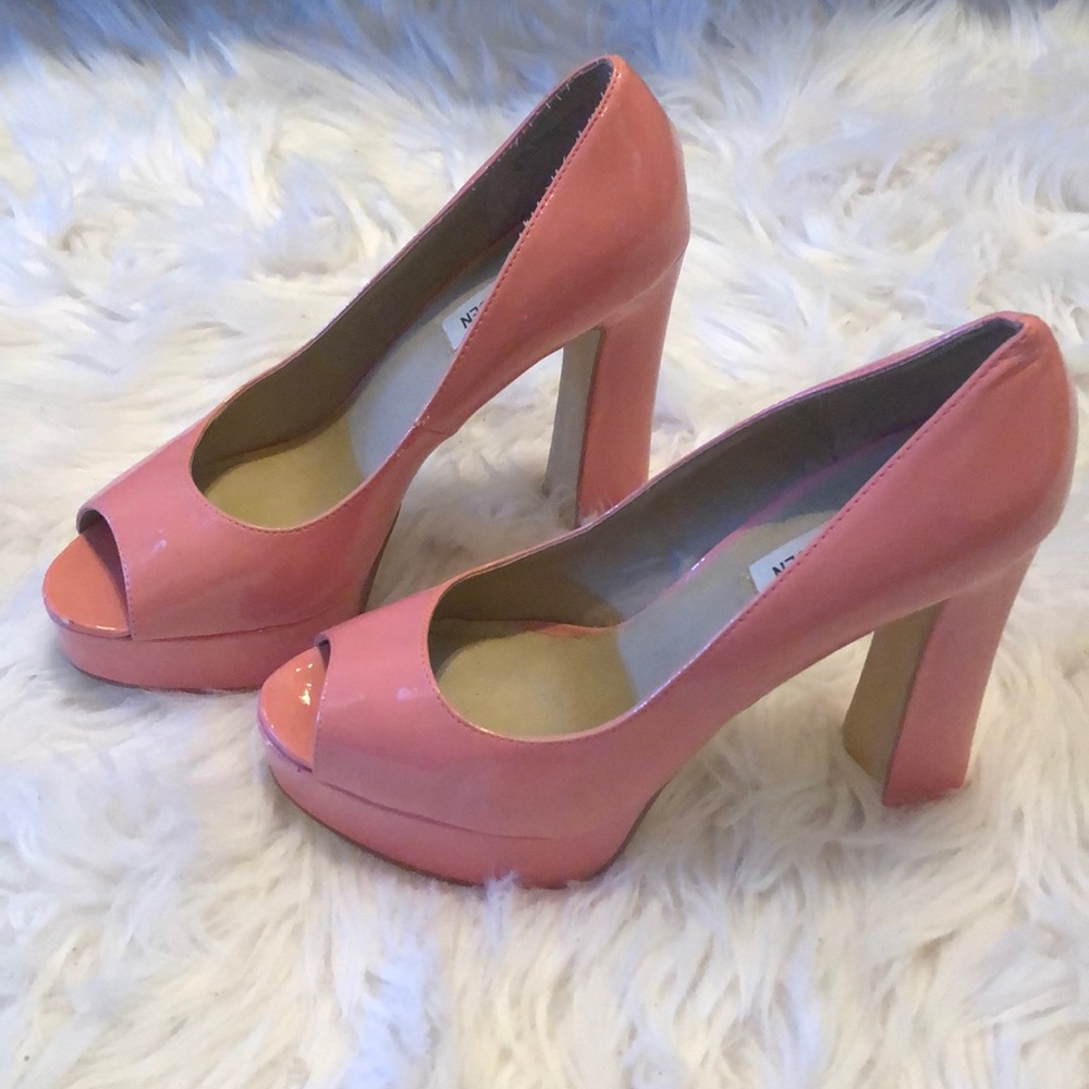 Bubblegum Pink Steve Madden Pumps